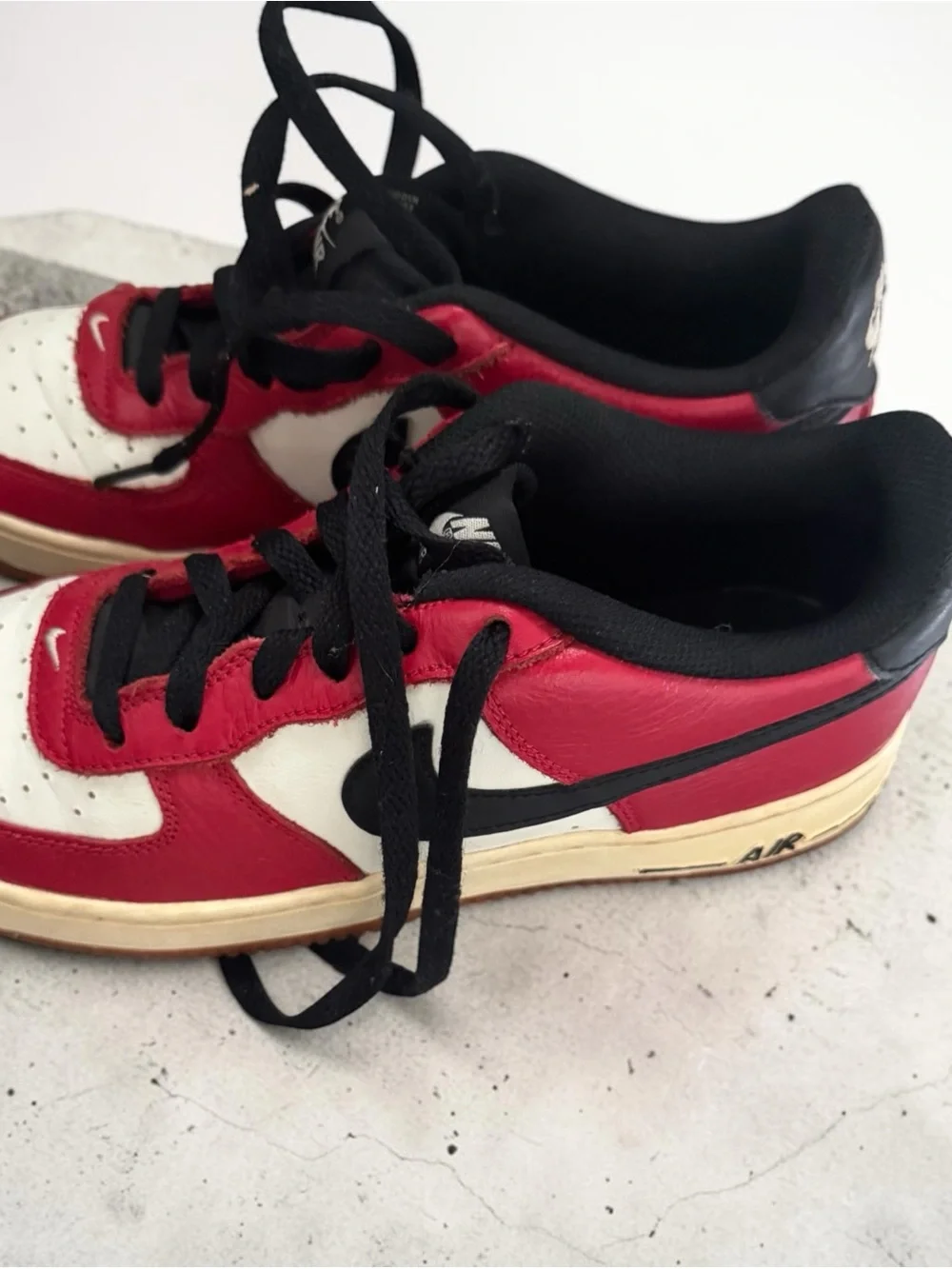 2016 Nike Air Force 1 ‘Gym Red’ Low Top Sneakers in Red, White & Black